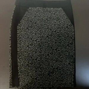 S.C. & Co. Black-Grey Leopard Print Pencil Skirt